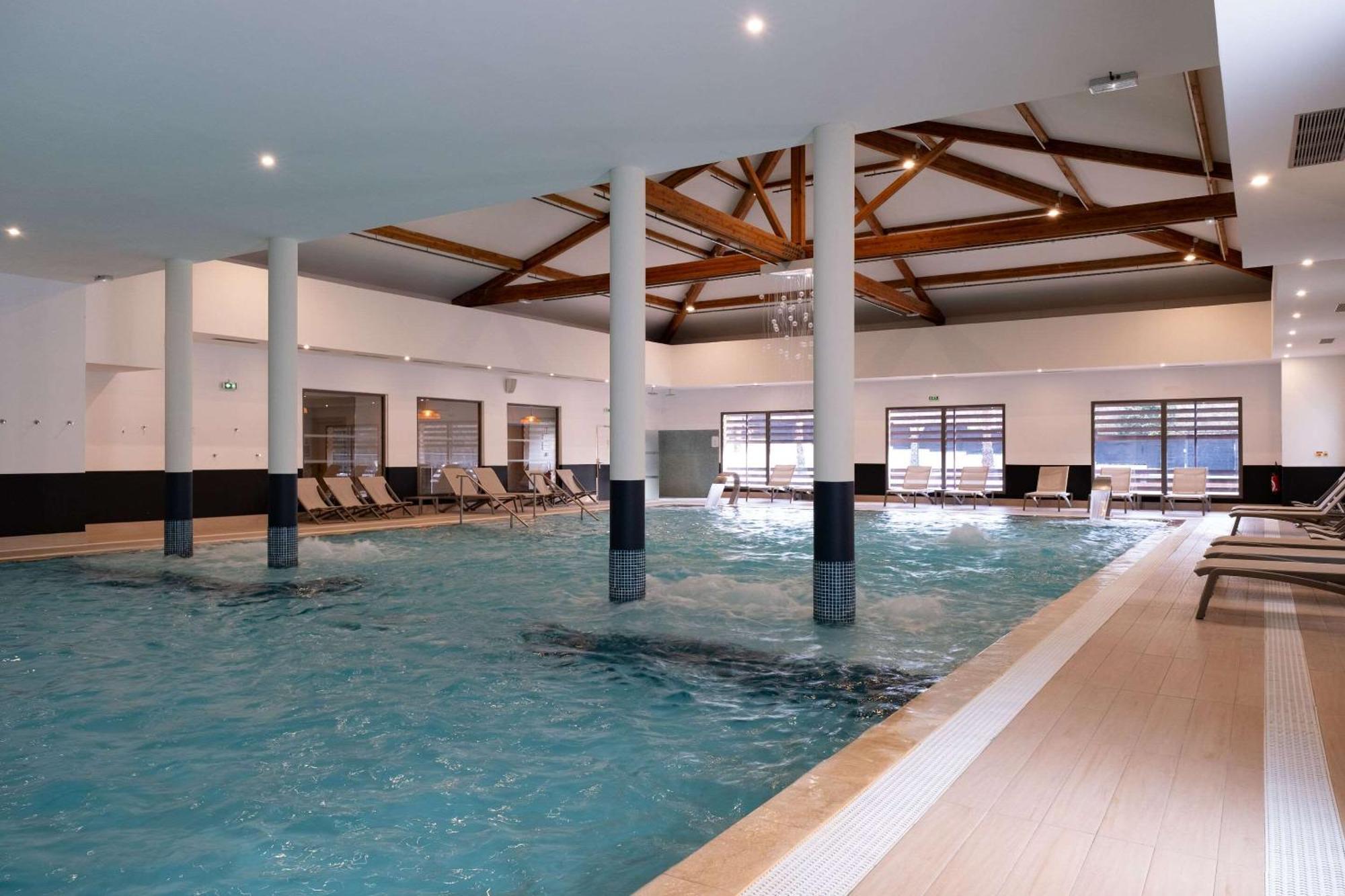Zenitude Hotel La Valadiere, Ascend Hotel Collection Juvignac Εξωτερικό φωτογραφία