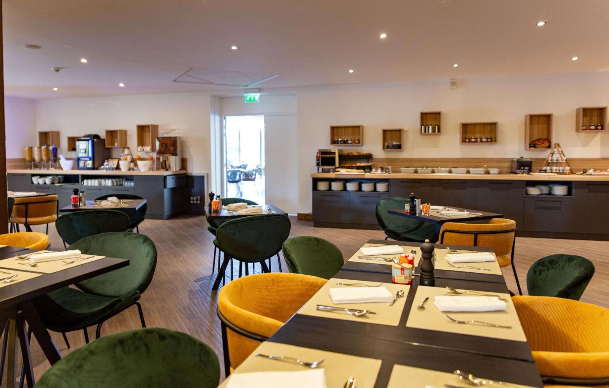Zenitude Hotel La Valadiere, Ascend Hotel Collection Juvignac Εξωτερικό φωτογραφία